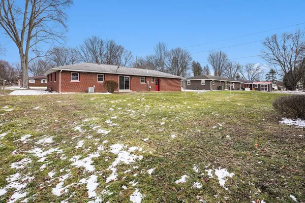 $249,000 | 64588 West North Park Drive, Constantine, MI 49042