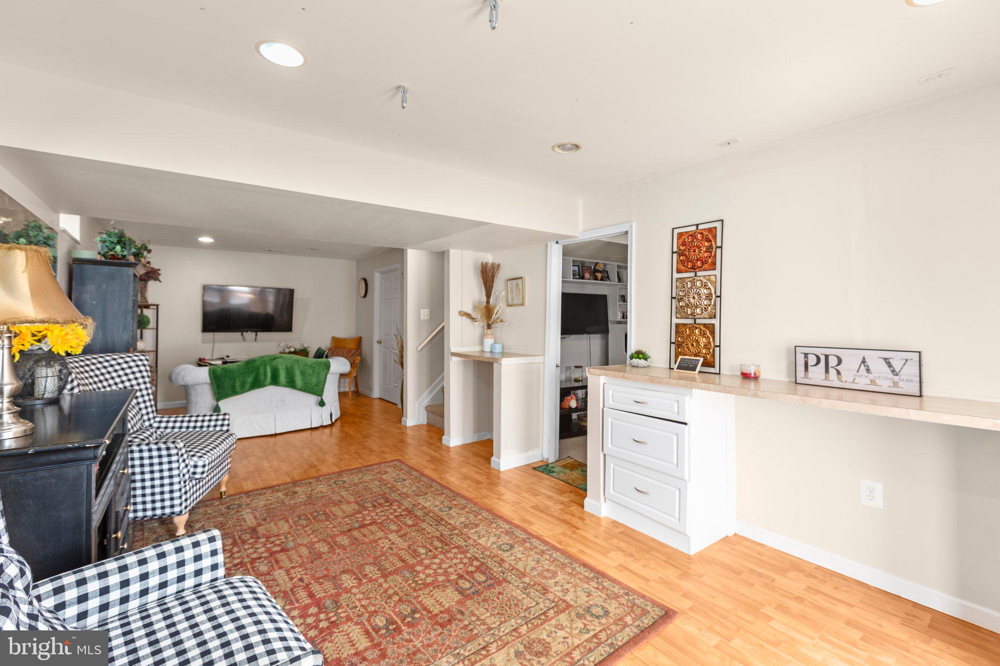 50 Hamstead Road Fredericksburg, VA 22405 - Photo 41 of 57 LVP flooring and recessed lighting