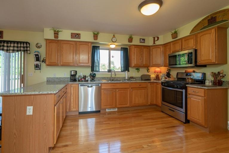 4504 Kalmbach Road Chelsea, MI 48118 - Photo 8 of 10 Photo 8