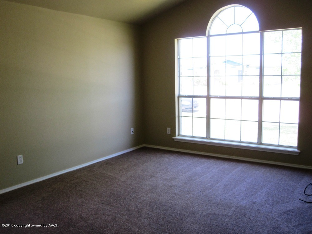 1117 Shasta Drive Amarillo, TX 79110 - Photo 5 of 31 Master Bedroom