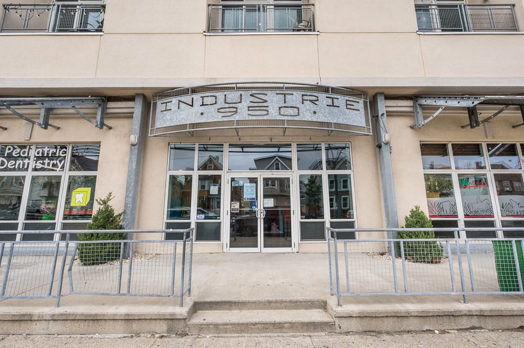 950 Broadway, Unit 15 Chelsea, MA 02150 - Photo 20 of 20