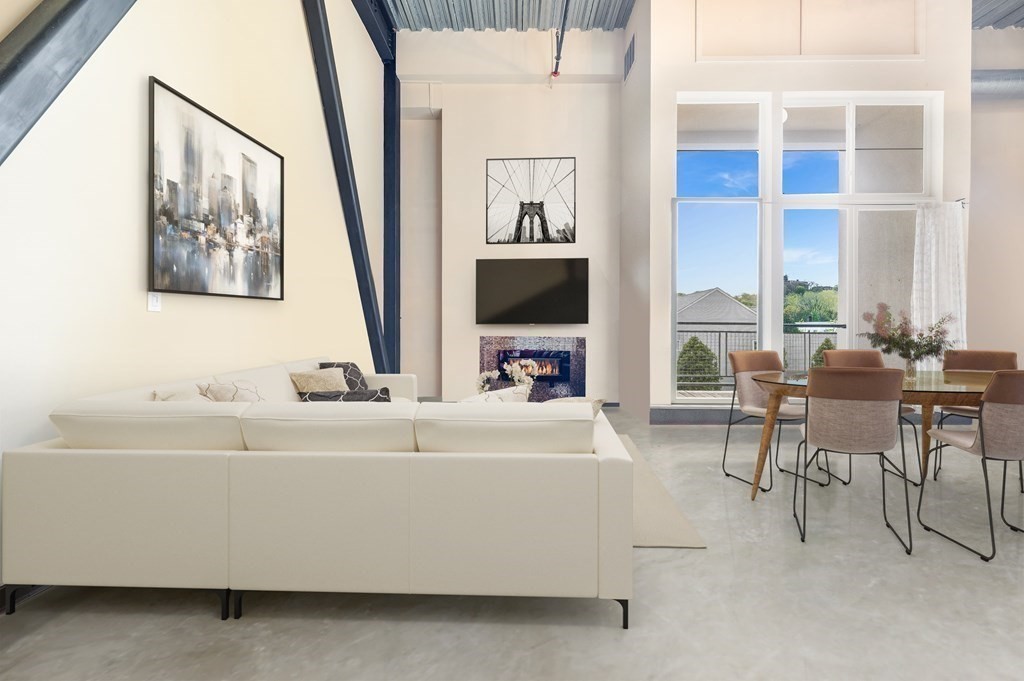 950 Broadway, Unit 15 Chelsea, MA 02150 - Photo 3 of 20