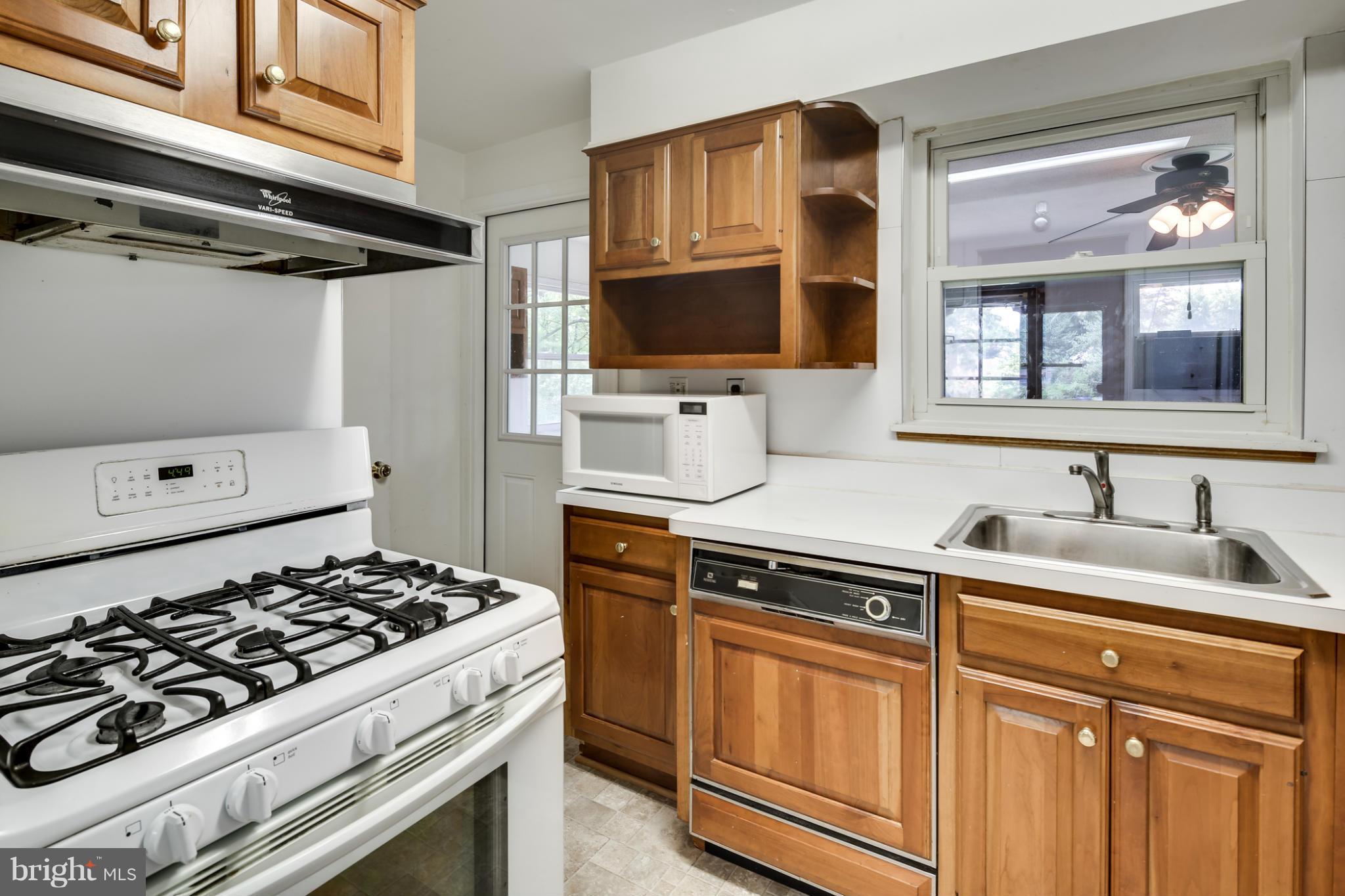 3606 Carey Street Silver Spring, MD 20902 - Photo 2 of 30 Kitchen
