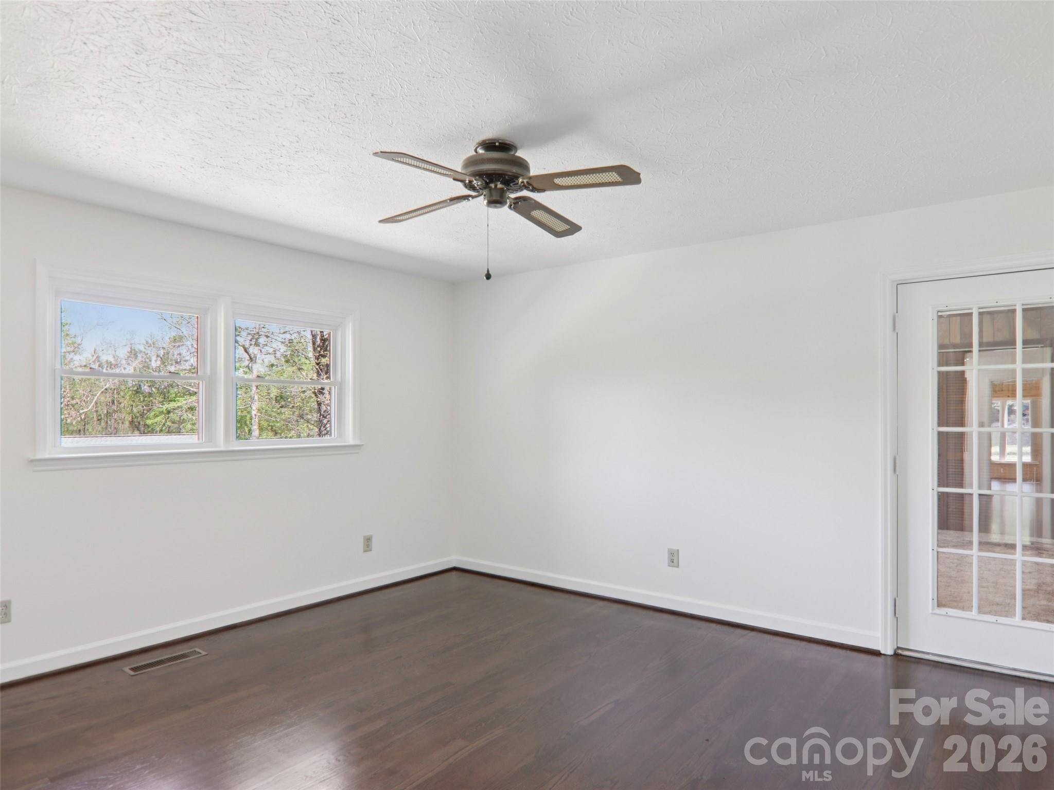 927 Ladson Road Mills River, NC 28759 - Photo 18 of 47