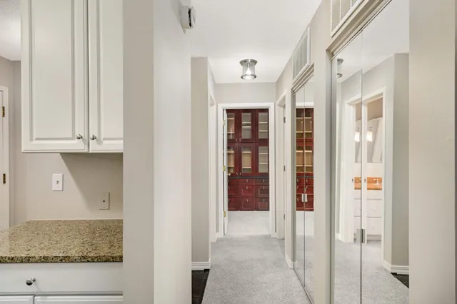 $1,995 | 7500 Cahill Road, Unit 308C, Edina, MN 55439