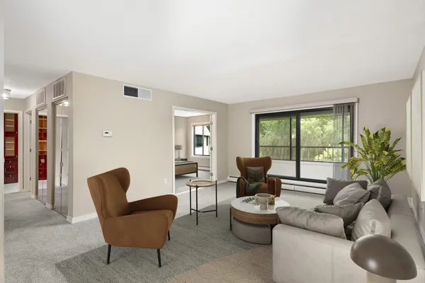 $1,995 | 7500 Cahill Road, Unit XXXC, Edina, MN 55439