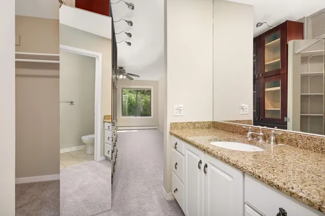 $1,995 | 7500 Cahill Road, Unit 308C, Edina, MN 55439