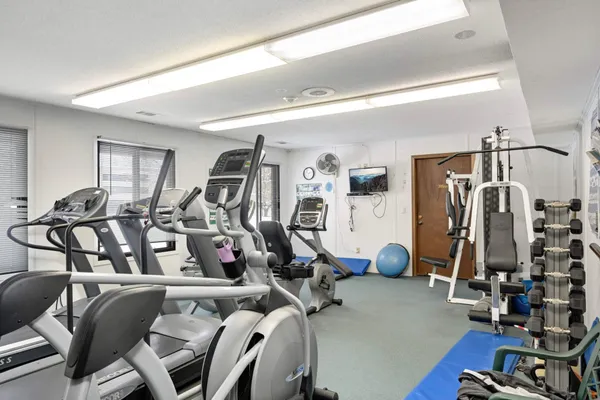 $1,995 | 7500 Cahill Road, Unit XXXC, Edina, MN 55439