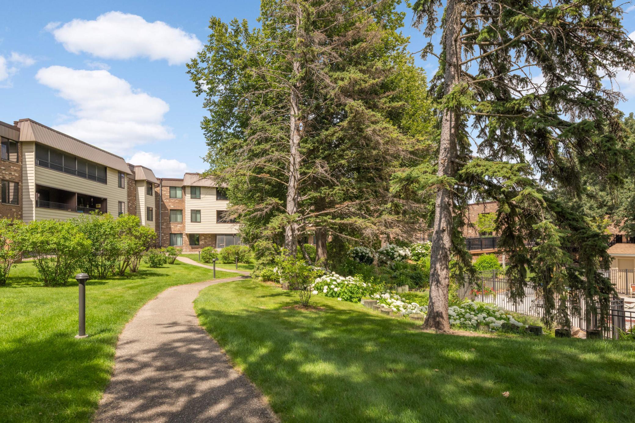 7500 Cahill Road, Unit 308C Edina, MN 55439 - Photo 42 of 45