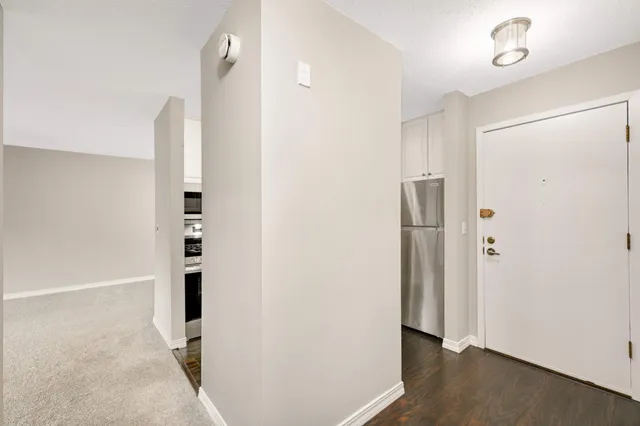 $1,995 | 7500 Cahill Road, Unit 308C, Edina, MN 55439