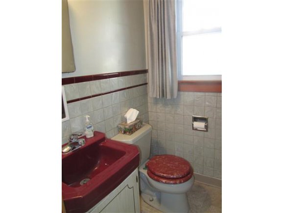 922 River Road Binghamton, NY 13901 - Photo 11 of 18 Gallery Image 11