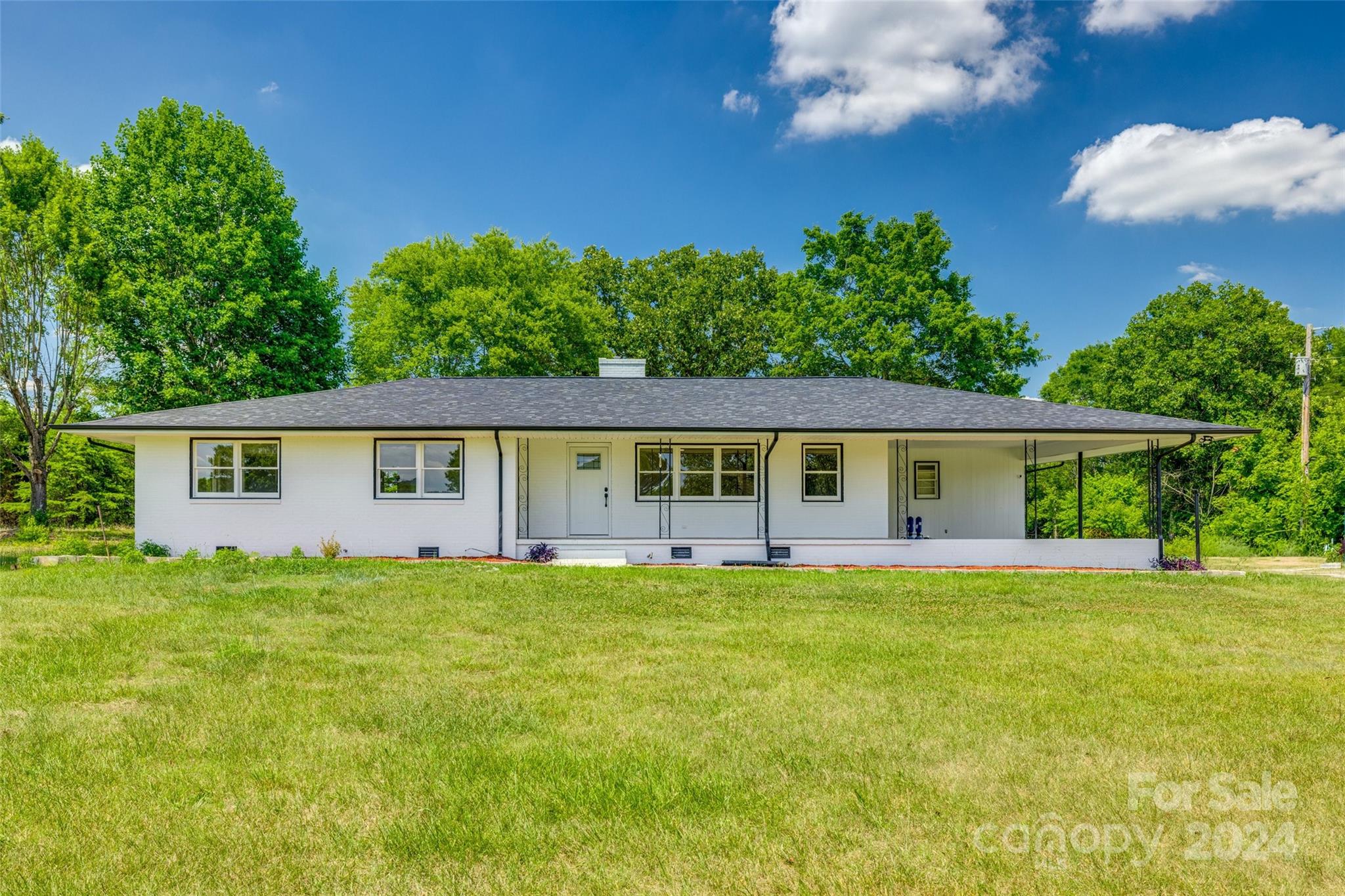 853 Holly Ridge Road Blacksburg, SC 29702 - Photo 1 of 47 Gallery Image 1