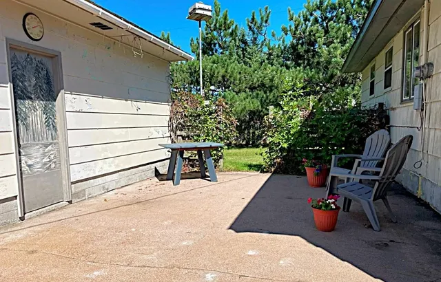 $148,000 | 10 Elm Boulevard, Babbitt, MN 55706