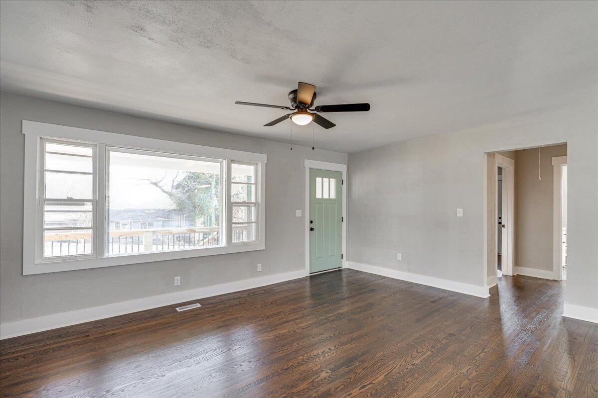 784 Mauldeth Road Chattanooga, TN 37415 - Photo 4 of 24 05-784 Mauldeth Rd-5
