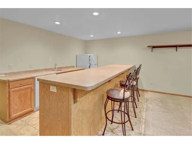 $309,900 | 2421 Stearns Way, St. Cloud, MN 56303