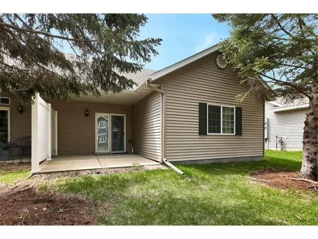 $309,900 | 2421 Stearns Way, St. Cloud, MN 56303