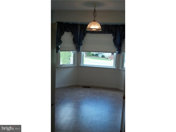 509 Stanford Road Fairless Hills, PA 19030 - Photo 7 of 19 Breakfast Room