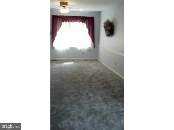 509 Stanford Road Fairless Hills, PA 19030 - Photo 9 of 19 Living Room