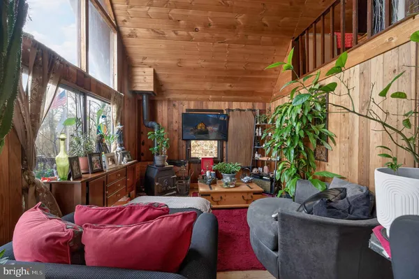 $260,000 | 125 National Forest Access Road, Luray, VA 22835