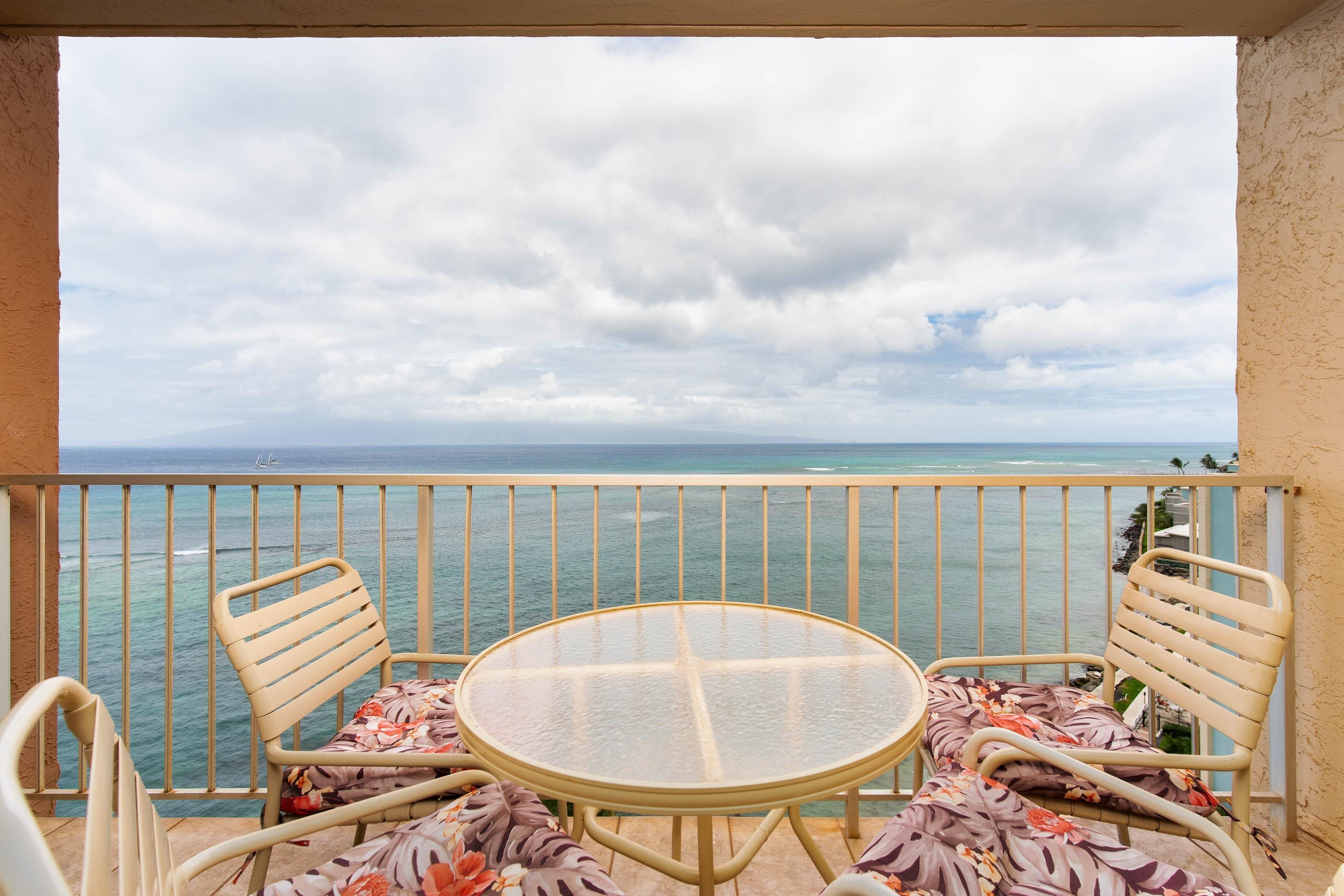4365 Lower Honoapiilani Road, Unit 1010 Lahaina, HI 96761 - Photo 7 of 30 Gallery Image 7