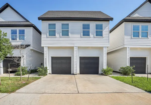 $475,000 | 3225 Real Street, Unit A/B, Houston, TX 77087