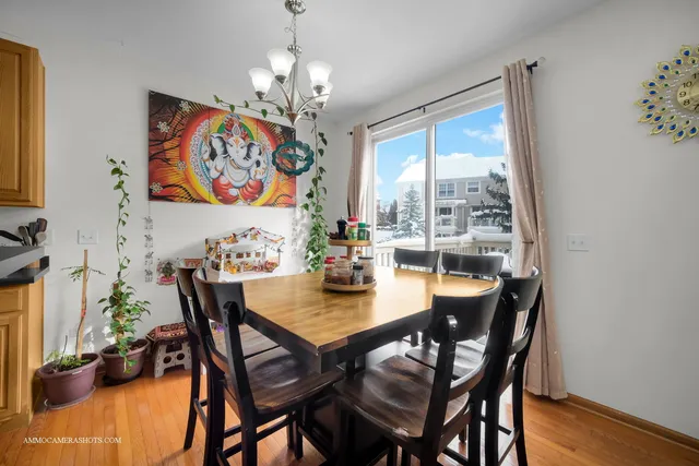 $429,900 | 369 Vaughn Circle, Aurora, IL 60502