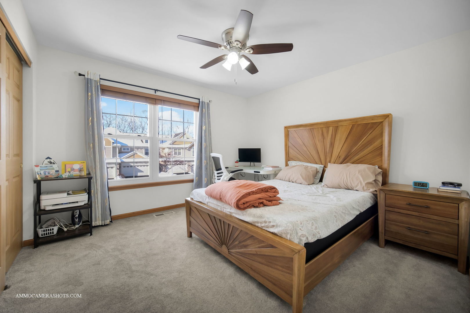 369 Vaughn Circle Aurora, IL 60502 - Photo 34 of 39 a bed room with a bed and a window