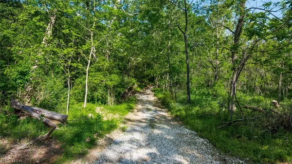 $750,000 | 5911 Reform Road Northeast, Newark, OH 43055
