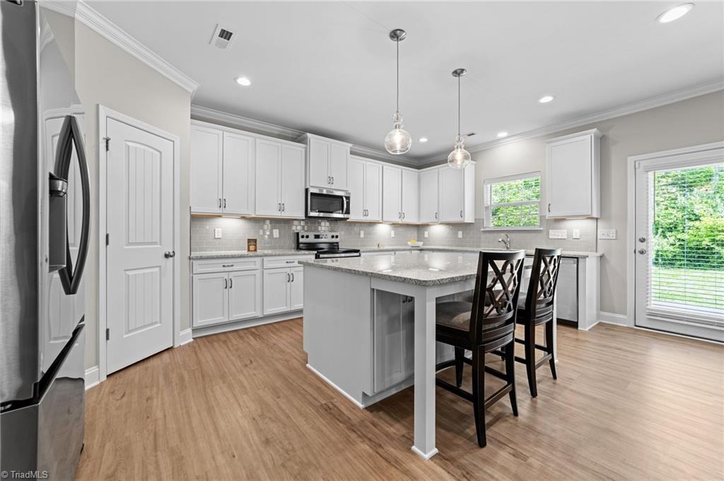 3227 Riley Ford Trail High Point, NC 27265 - Photo 9 of 43
