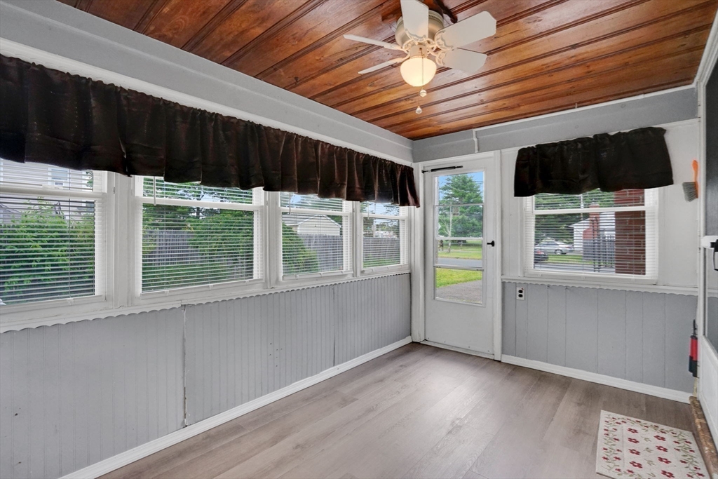 135 Bulat Drive Springfield, MA 01129 - Photo 32 of 42