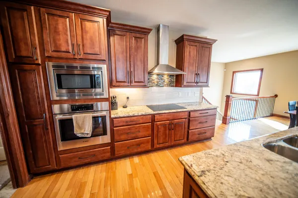 $849,995 | 2990 Stone Park Drive Northeast, Rochester, MN 55906