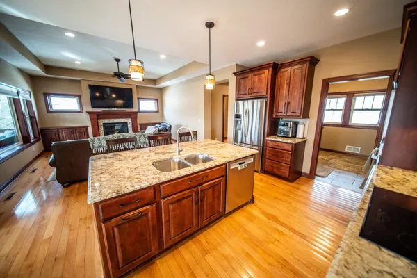 $849,995 | 2990 Stone Park Drive Northeast, Rochester, MN 55906