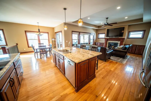 $849,995 | 2990 Stone Park Drive Northeast, Rochester, MN 55906