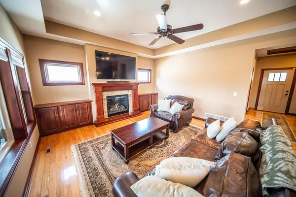 $849,995 | 2990 Stone Park Drive Northeast, Rochester, MN 55906