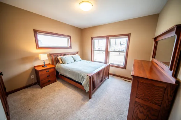 $849,995 | 2990 Stone Park Drive Northeast, Rochester, MN 55906