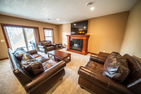 $849,995 | 2990 Stone Park Drive Northeast, Rochester, MN 55906