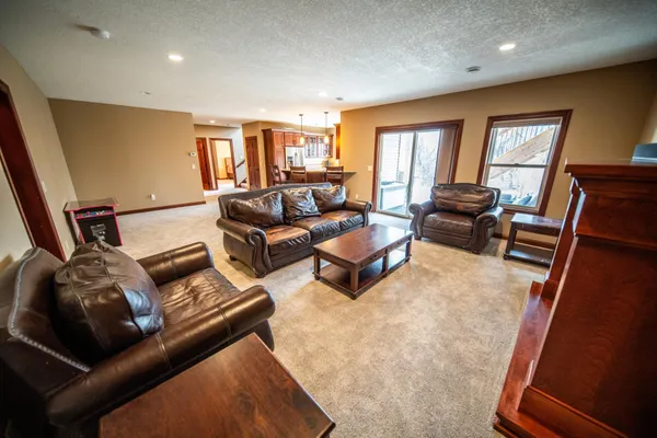 $849,995 | 2990 Stone Park Drive Northeast, Rochester, MN 55906