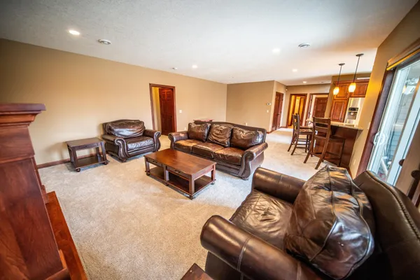 $849,995 | 2990 Stone Park Drive Northeast, Rochester, MN 55906