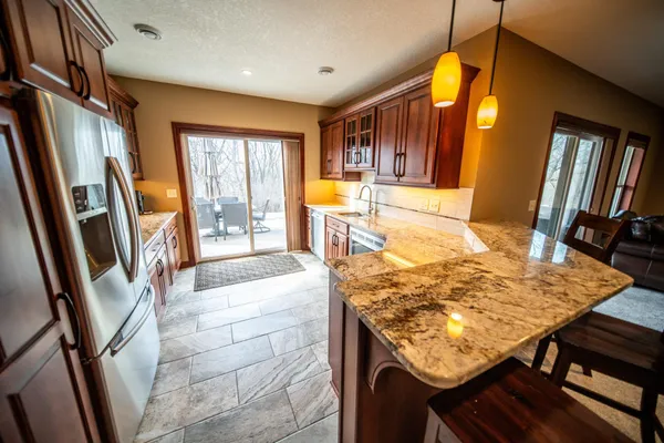 $849,995 | 2990 Stone Park Drive Northeast, Rochester, MN 55906