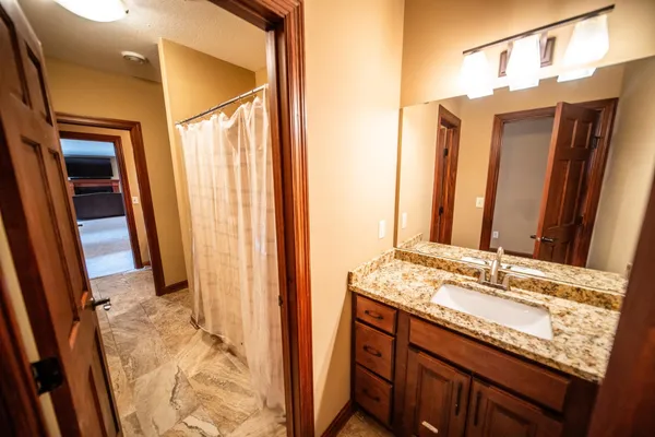 $849,995 | 2990 Stone Park Drive Northeast, Rochester, MN 55906