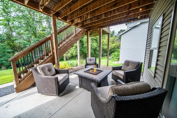 $849,995 | 2990 Stone Park Drive Northeast, Rochester, MN 55906