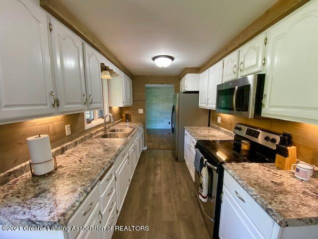 4711 South State Road Durand, MI 48429 - Photo 2 of 58 IMG_5794