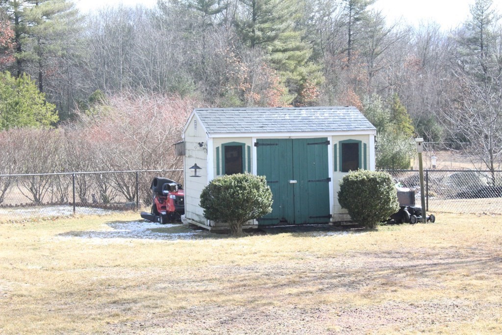 36 Deer Run Road Bellingham, MA 02019 - Photo 28 of 29 Gallery Image 28