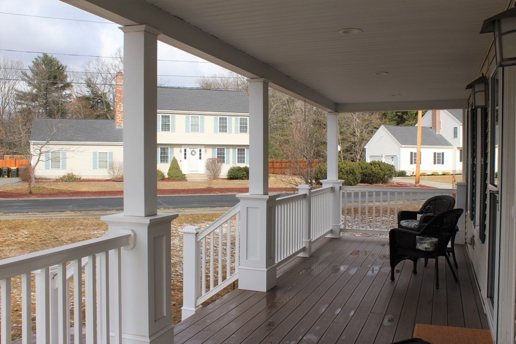 36 Deer Run Road Bellingham, MA 02019 - Photo 3 of 29 Gallery Image 3