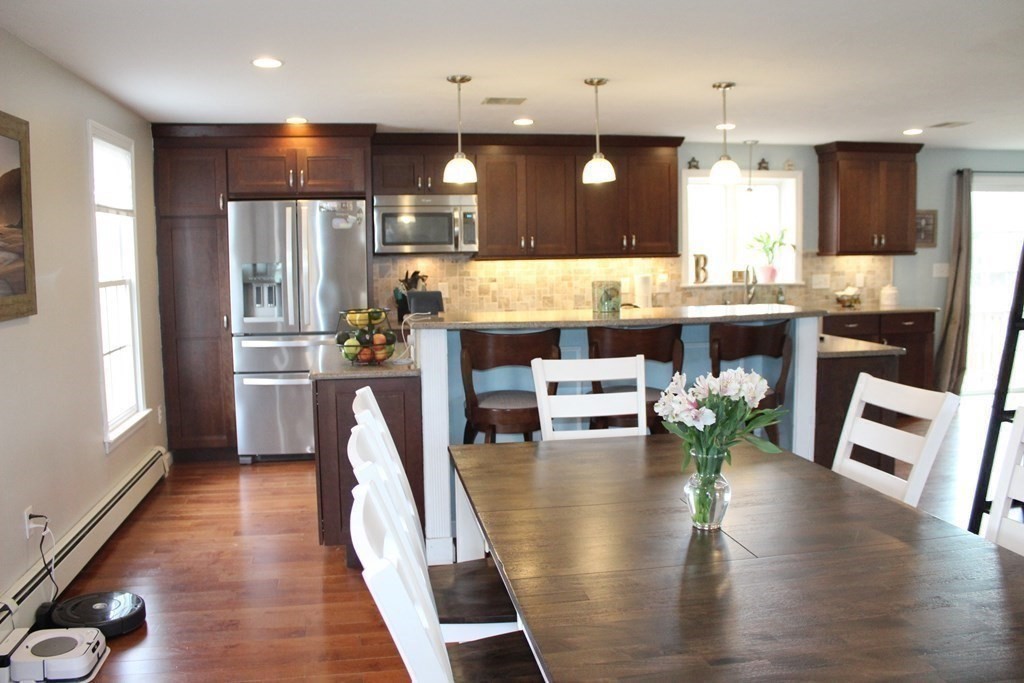 36 Deer Run Road Bellingham, MA 02019 - Photo 10 of 29 Gallery Image 10