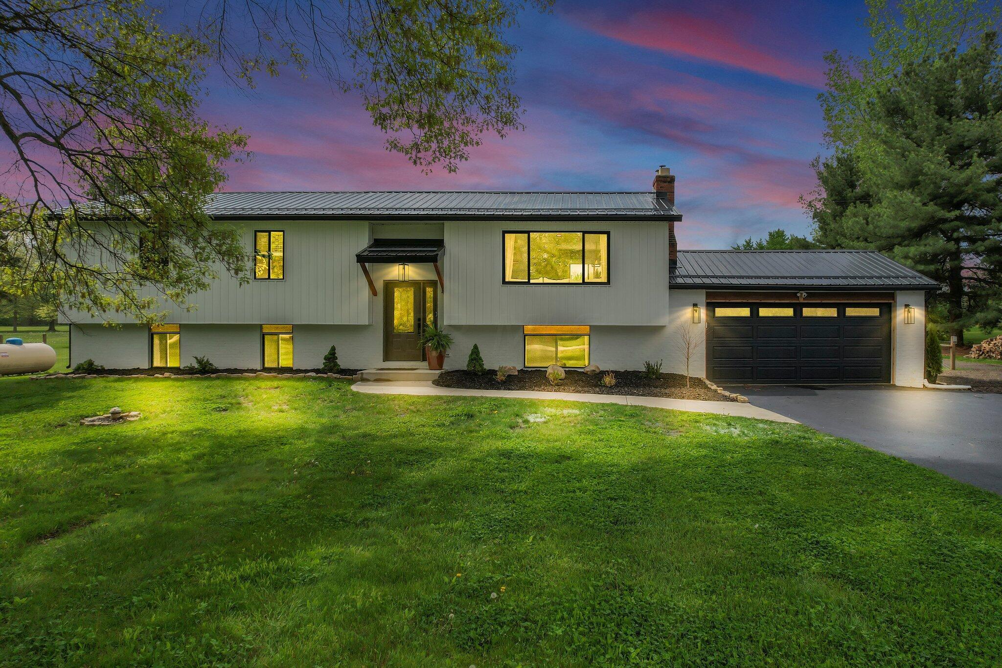 7691 Palmer Road Southwest Etna, OH 43062 - Photo 62 of 71 1-web-or-mls-Twilight