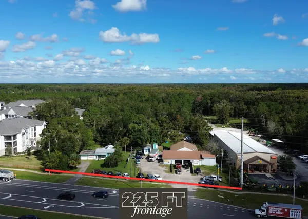 a view of an outdoor space