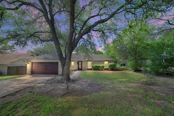 $4,900 | 3505 Pinnacle Road, Austin, TX 78746