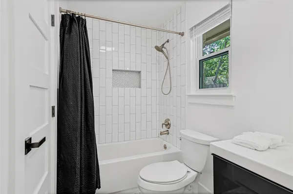 $4,900 | 3505 Pinnacle Road, Austin, TX 78746