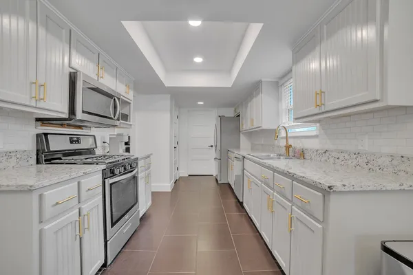 $4,900 | 3505 Pinnacle Road, Austin, TX 78746